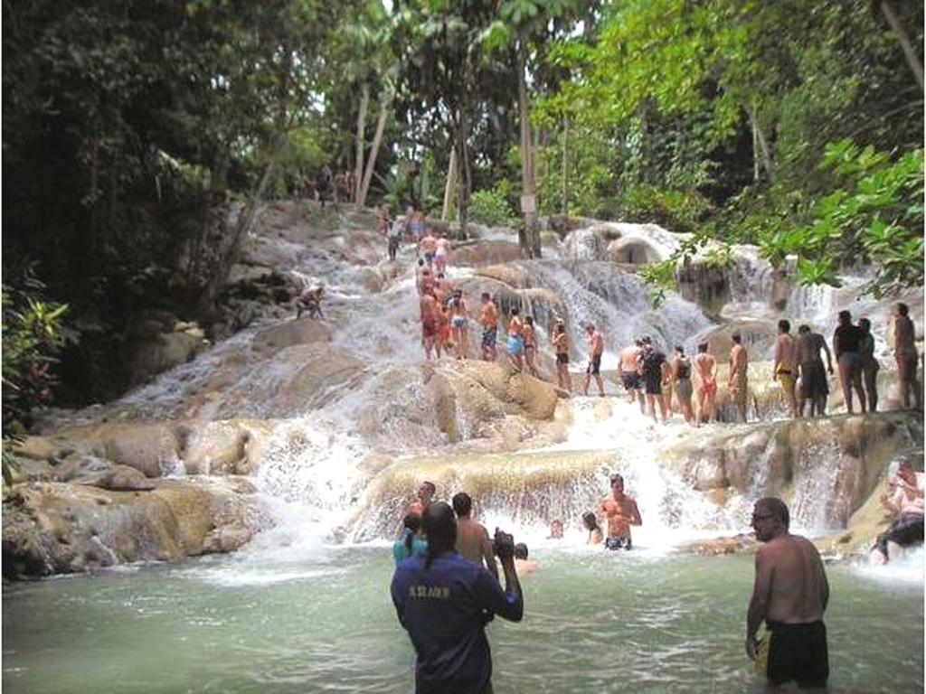 Sky Castles Apt J3 Ocho Rios Ngoại thất bức ảnh